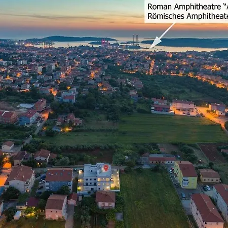 Barmel 2 4* Pula